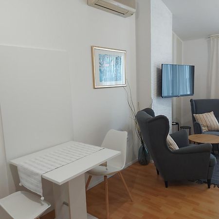 Apartments Fantasia Pula Exterior foto